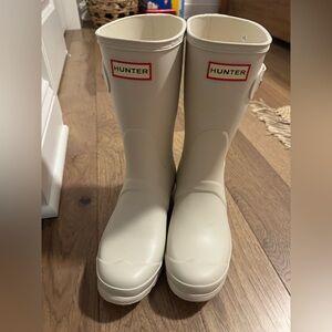 Hunter Women’s Short Rain Boots